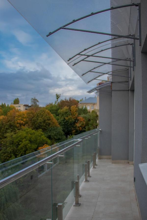 Royal 2 Apartments On Shevchenka 38 Str Львов Экстерьер фото